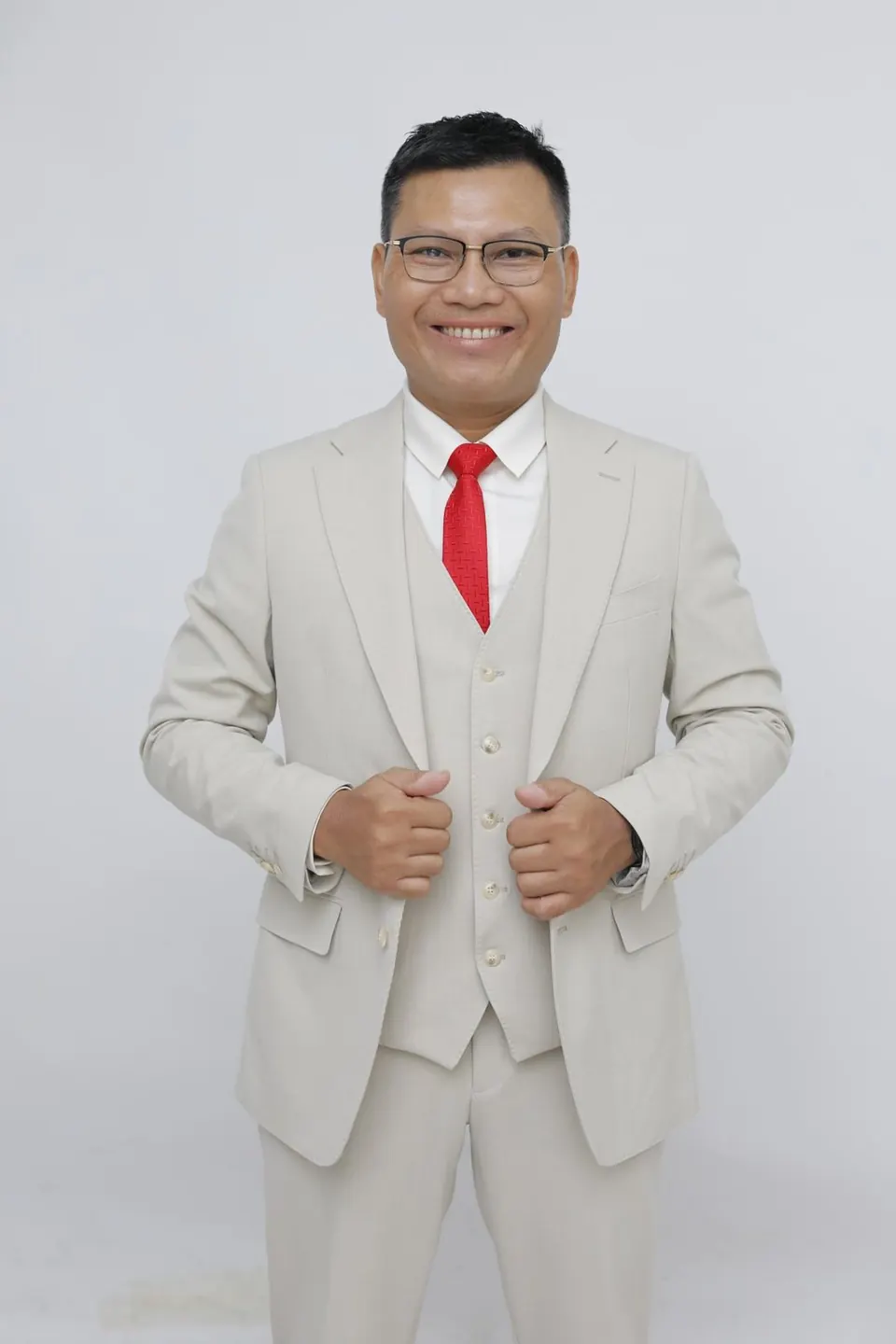 Lê Minh Tuấn, Tuấn Thầy Thuốc
